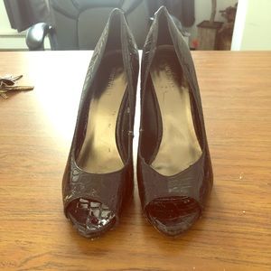 Black alligator print peep toe heels